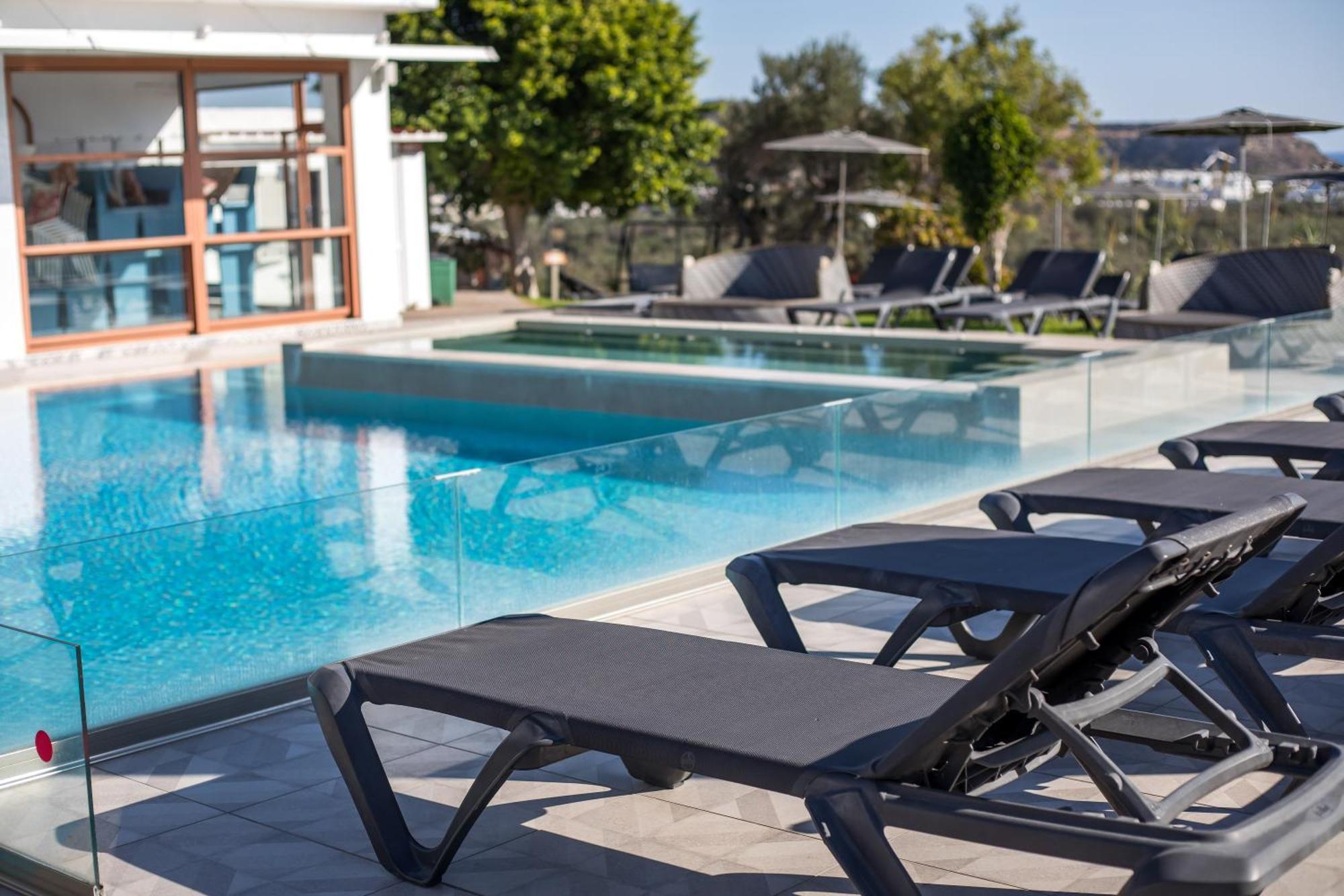 Hillside Studios & Apartments Фалираки Экстерьер фото